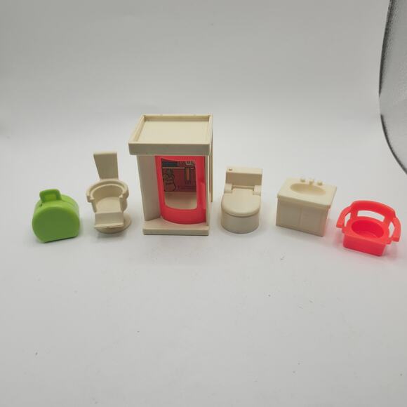 Vintage Fisher-Price Little People Play Family Lot 5 People + 2 Dogs & Furniture - Picture 7 of 11